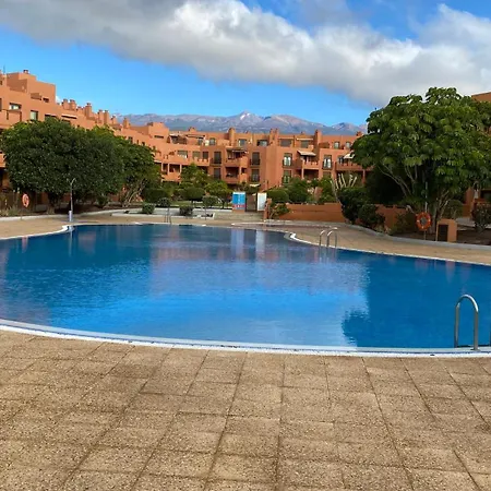 Sur Tenerife,atico Con Dos Terraza,parquing Y Piscina アパート